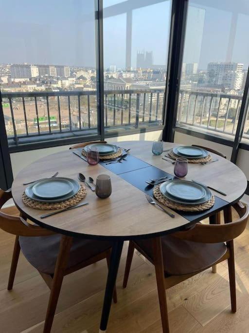 Penthouse / 2 Bedrooms In City Center Of Angers Exterior photo