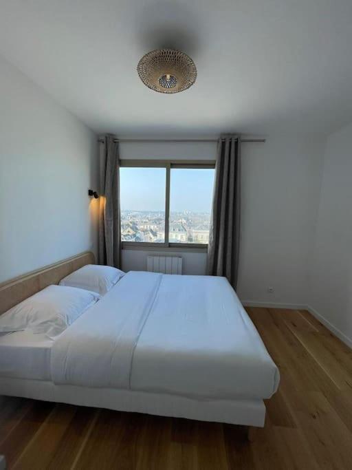 Penthouse / 2 Bedrooms In City Center Of Angers Exterior photo