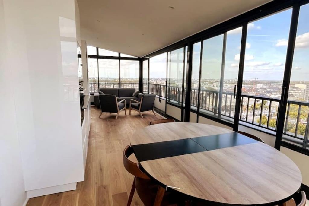 Penthouse / 2 Bedrooms In City Center Of Angers Exterior photo